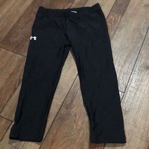 Under Armor black leggings
